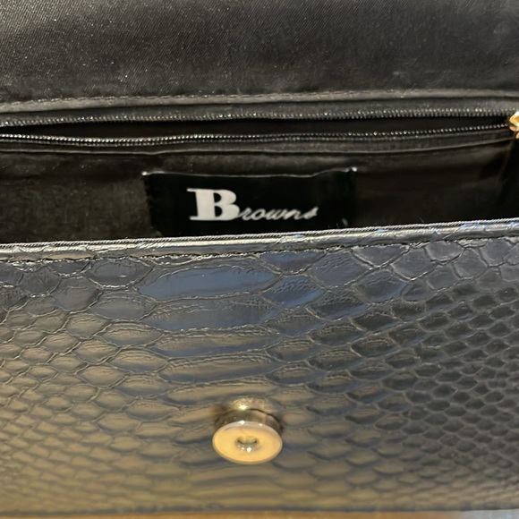 Beautiful NWT Browns shoulder and crossbody bag with Multi-Colored Fabric Flower - Picture 10 of 17